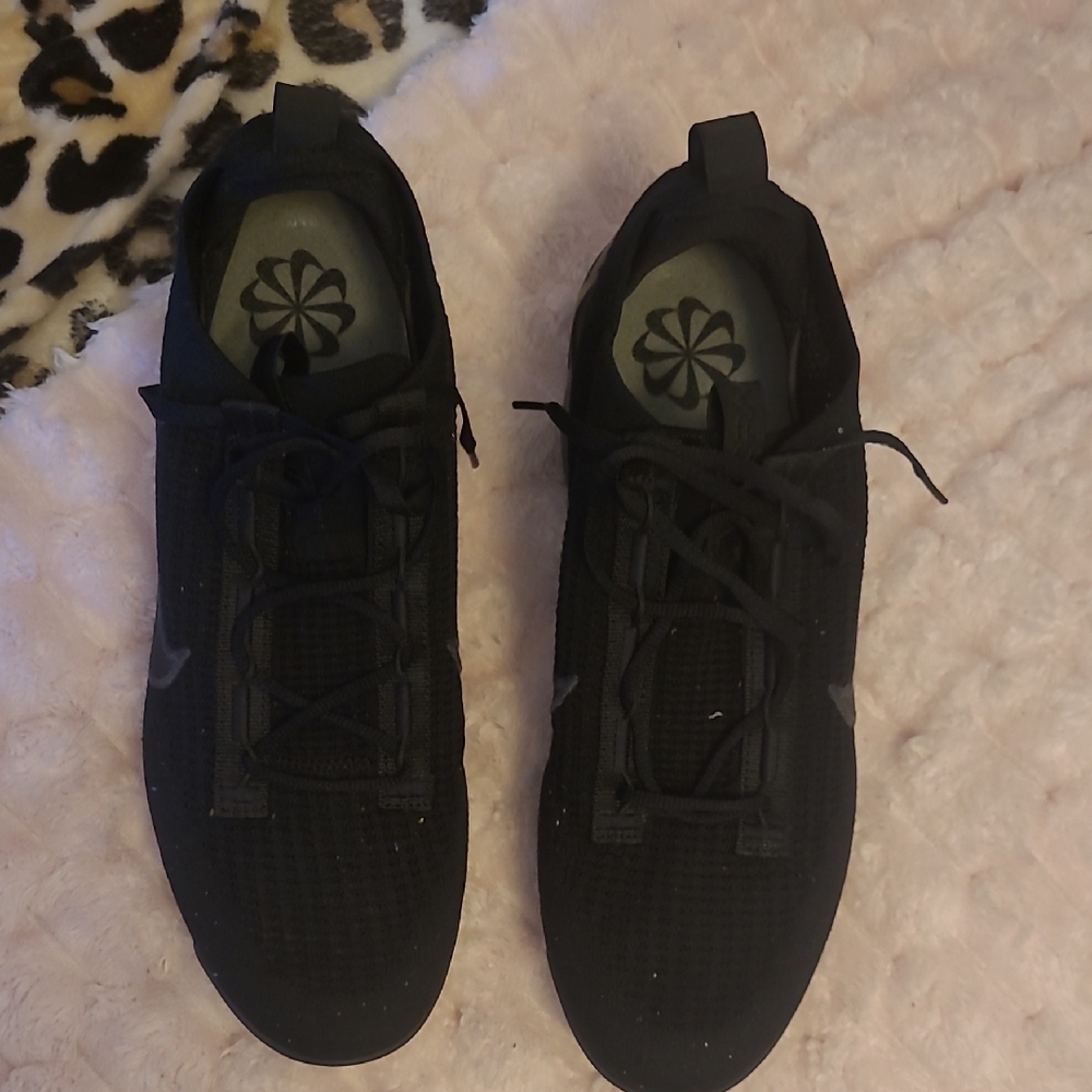 (SOLD)Nike Air VaporMax 2021 Flyknit Mens 11.5